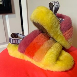 UGG Fluff Slides